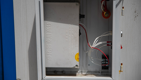 油煙凈化器清洗的時(shí)候如何才能更徹底？